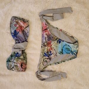 Super Cute Lucky Brand Stapless Bikini Size S Bottom, M Top